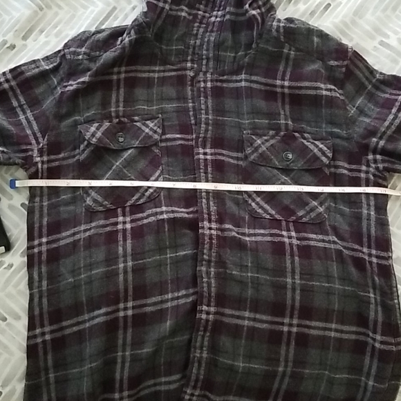 TNA plaid flannel hoody - Picture 3 of 10
